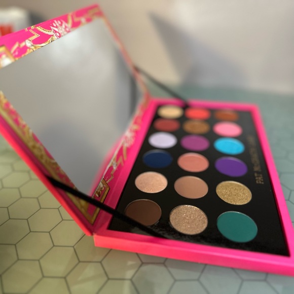 NEW Pat McGrath Labs Mothership Mega: Celestial Nirvana Palette - Picture 9 of 11